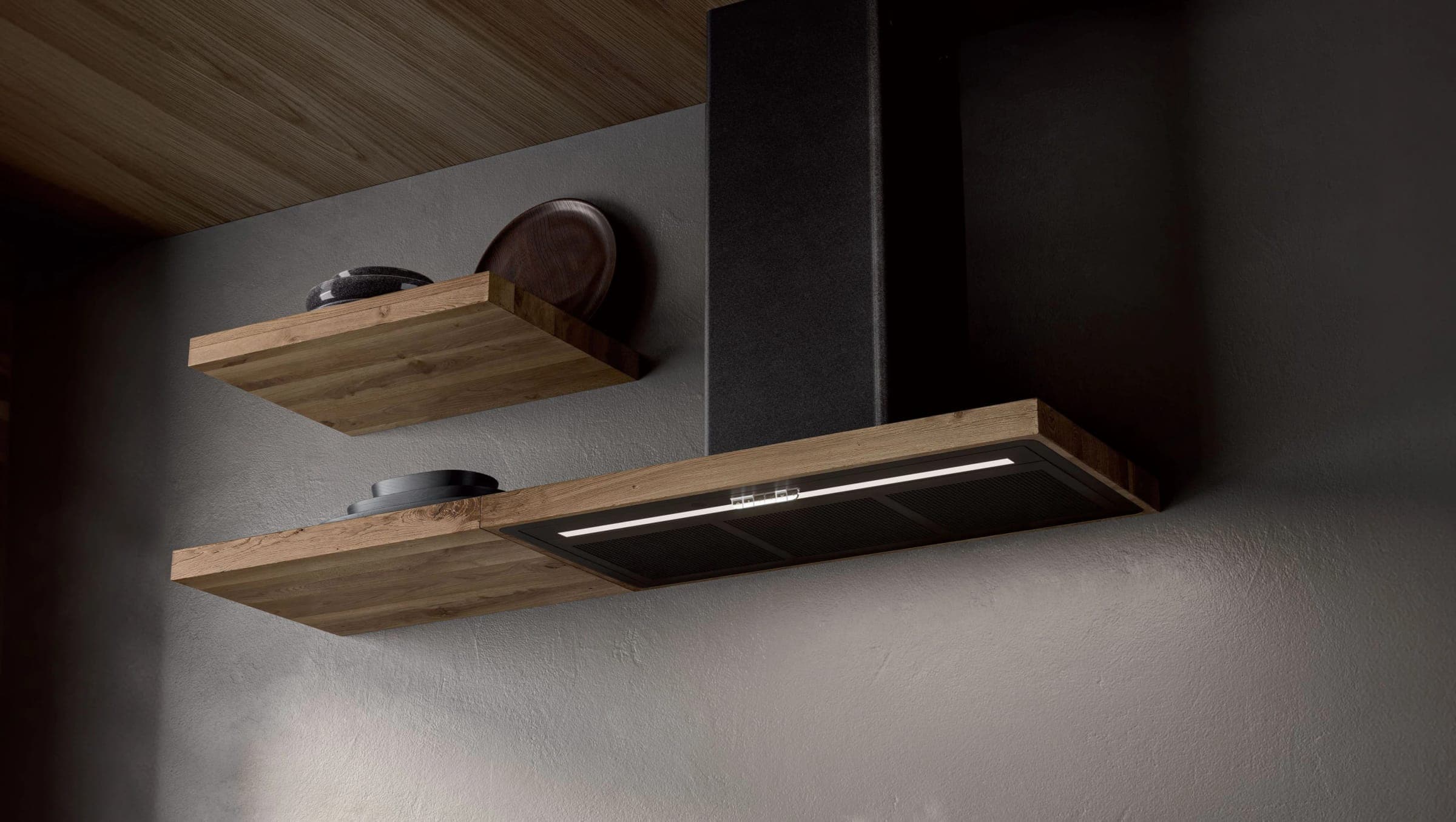 Campana negra con luz integrada sobre repisas de madera